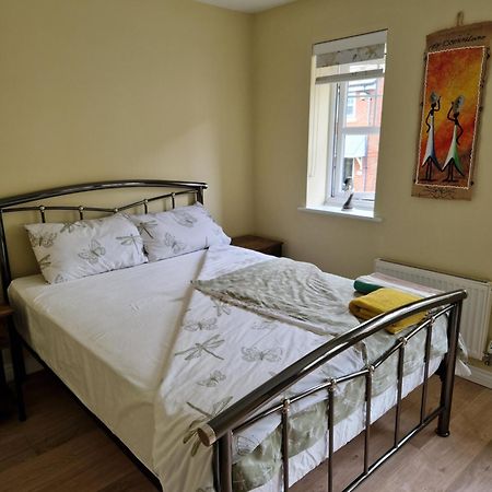 Private Room Manchester Ngoại thất bức ảnh